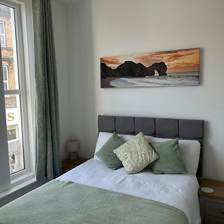 The Cornerhouse Apartment Борнмът Екстериор снимка