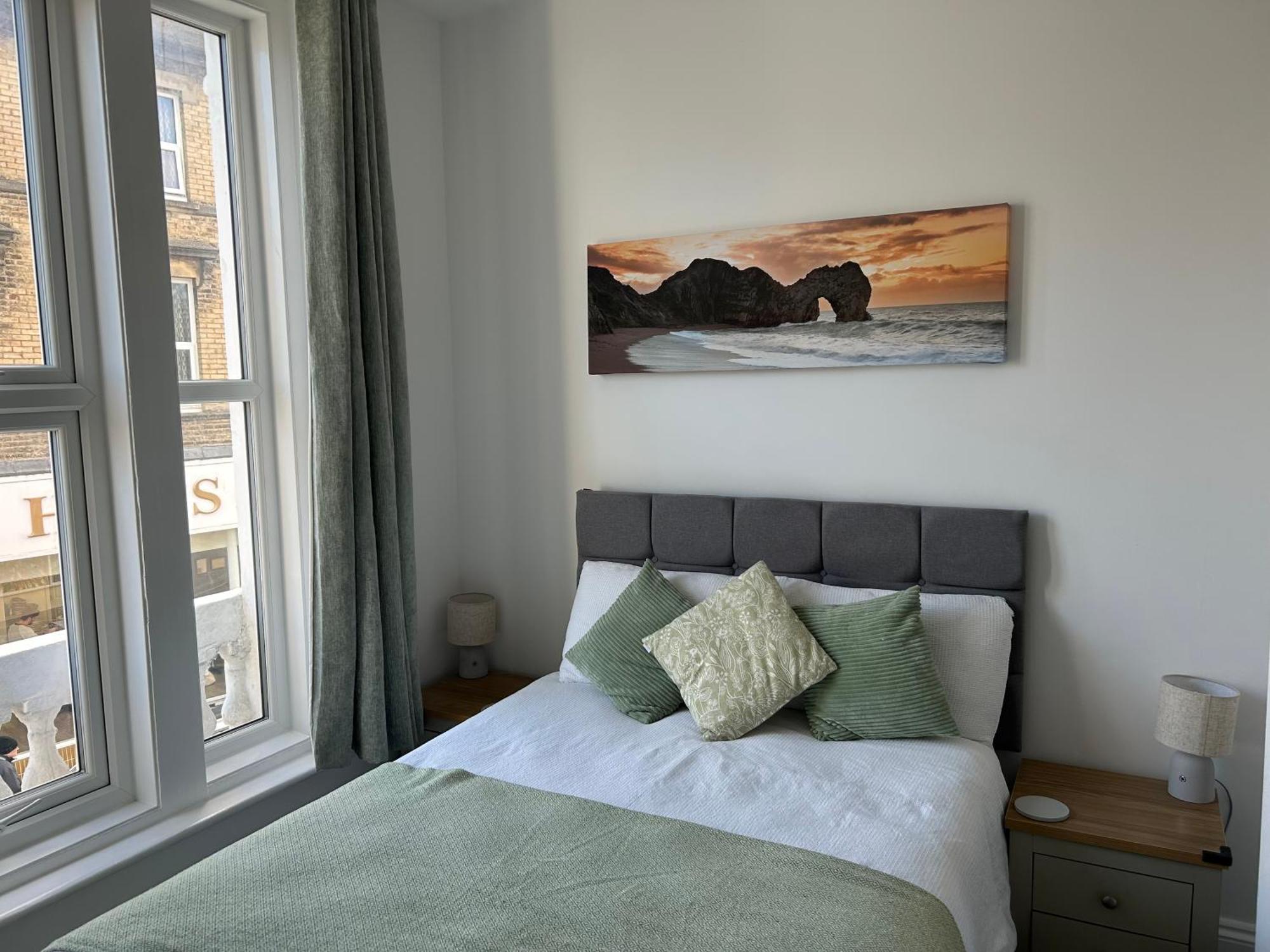 The Cornerhouse Apartment Борнмът Екстериор снимка